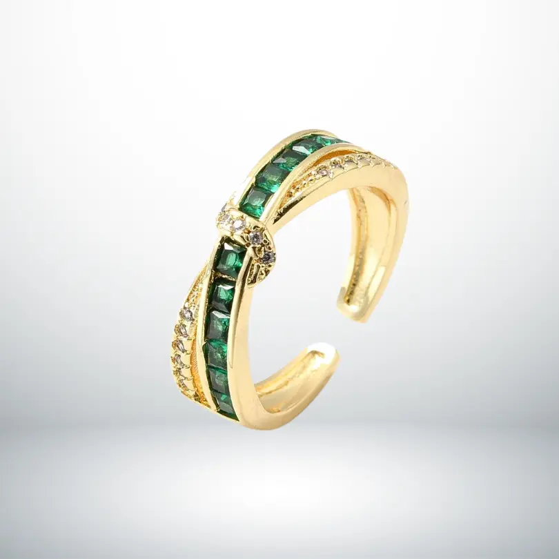 Bague Entrelacée Diamant 1 Bague Entrelacée Diamant CZ, réglable pour s'adapter à toutes les tailles de doigts.