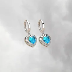 Boucles d'oreilles femme argent 925 impressionnent par leur discrétion, c'est un bijou facile à porter.