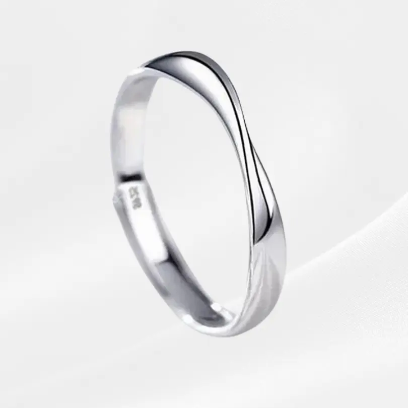 Bague Solitaire Argent 2 Bague solitaire argent Maya en argent 925, anneau fin torsadé asymétrique, bijou femme minimaliste Ophélie Bijoux
