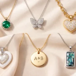 Accueil 5 Colliers et Pendentifs
