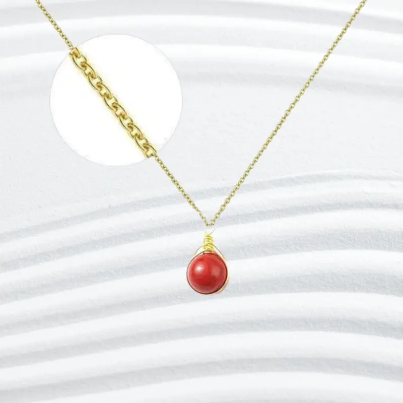Collier Pierre Naturelle 3 Collier plaqué or avec pendentif en pierre naturelle cornaline rouge orangé enroulé de fil doré, chaîne fine dorée 45 cm — bijou femme