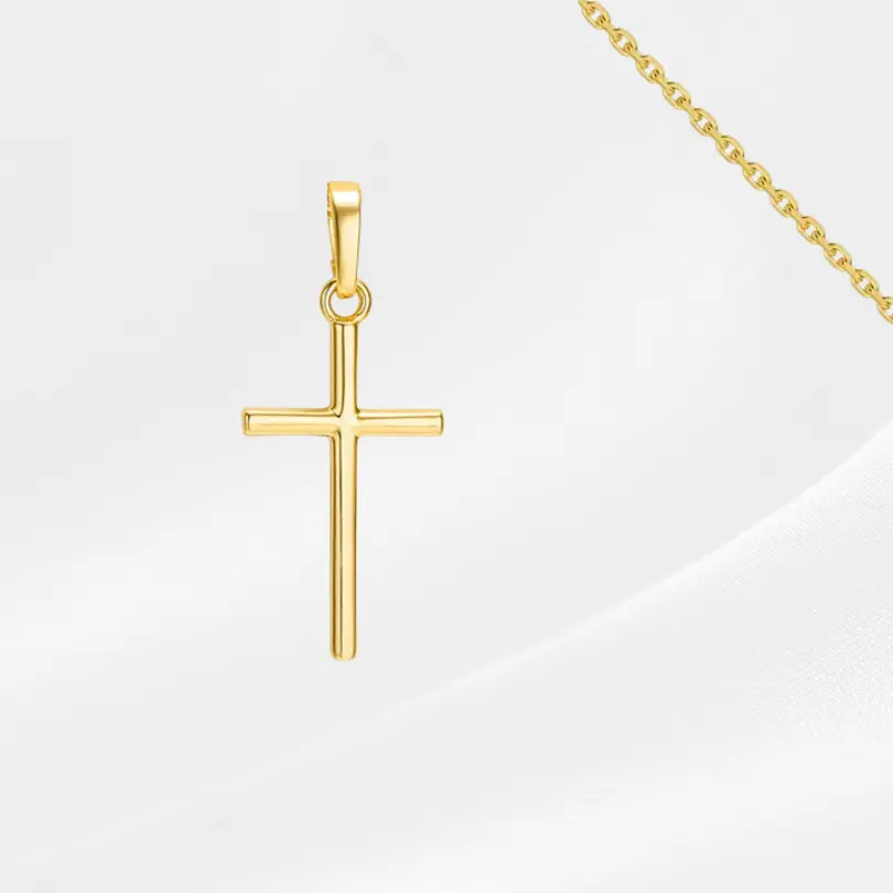 Croix Pendentif 1 Croix pendentif doré pour femme — collier croix religieuse en plaquage or sur chaîne fine dorée, fond blanc épuré